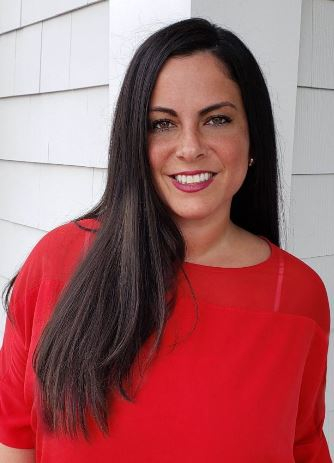Vanessa Sanmartin, JD,
Licensed Real Estate Salesperson
