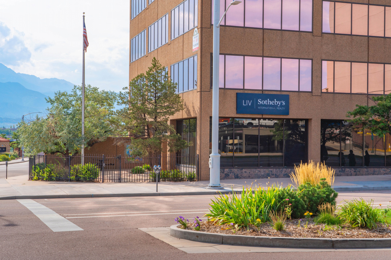 LIV Sotheby’s International Realty is proud to announce that it has opened up a new office location in Colorado Springs to better serve consumers and help them live the life they love. 