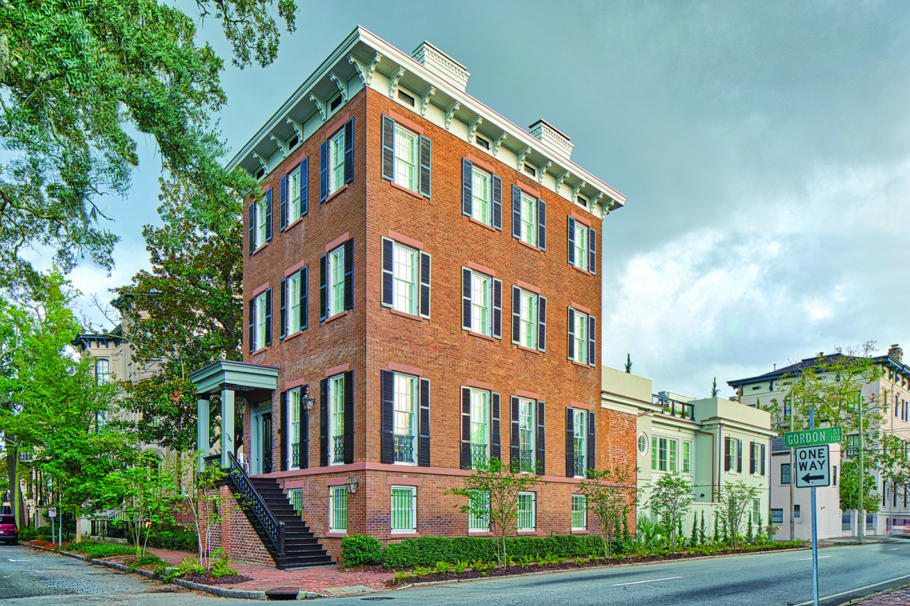 Seabolt Real Estate recently listed and sold the iconic Saussy Mansion in Savannah, Ga. for $4.5 million, marking the highest residential sale in Savannah’s National Historic Landmark District since 2007.