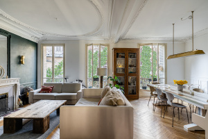 Paris 5th District – An elegant 3-bed apartment overlooking a garden