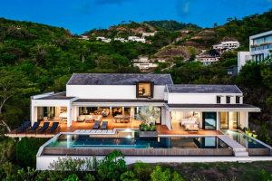 Casa Sombaile | Modern Luxury Ocean View Home
