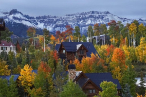 An Amazing Resort Property Boasting Direct Ski and Golf Access