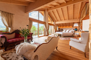 Elegant chalet in the South Tyrolean Dolomites