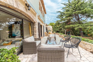 Cap D'antibes   Provencal Villa   Next To The Beach With Sea View