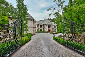 Palatial Estate In Private Forested Enclave In Richmond Hill