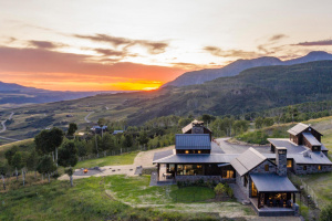 An Iconic Mountain Modern Retreat That Captures Telluride's Breathtaking Beauty