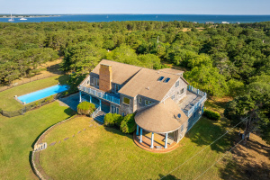 56 N Neck Road, Edgartown, MA 02539