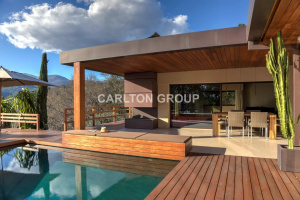 Superb contemporary with panoramic view