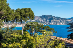 A Contemporary 4-Bedroom Villa Found Between Italy & Monaco