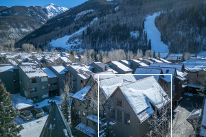 A Spacious Corner Unit Within Walking Distance of Downtown Telluride
