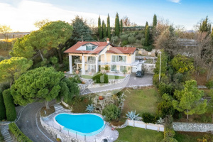 Splendid Villa With Pool And Lake Views   Padenghe Sul Garda