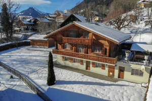 Lovely chalet in a quiet area, close to the village center