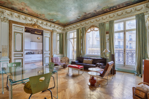 Paris 8th District –  A superb 4-bed apartment