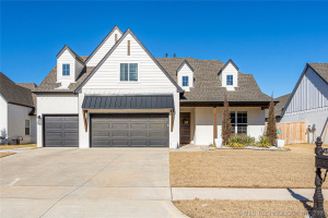 Stunning residence with so much to offer! Bixby Schools