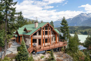 Luxury Mountain Sanctuary
