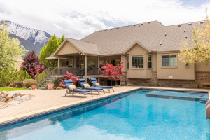 Stunning Mapleton Home with a Swimming Pool and Tennis Court