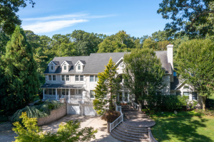 14 Crosby Place, Cold Spring Harbor, NY, 11724
