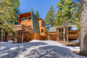 Lovely Mountain Home with 2-Bedroom ADU