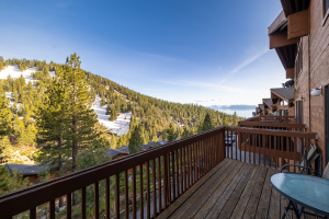 Unobstructed Mountain and Lake Views from the Deck