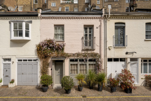 Petersham Mews, outh Kensington SW7