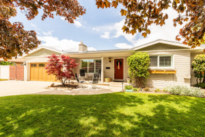 Sophisticated Rambler in the Heart of Millcreek