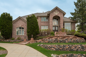 Luxury Living in Heritage Estates Near Lone Tree Golf Course