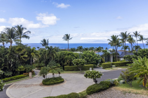 One of the last, best lots in Wailea!