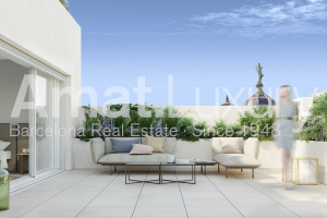 Luxury penthouse for sale in El Gòtic, Barcelona, with sea views and private ...