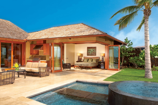 Luxury Oceanfront Hawaiian Estate