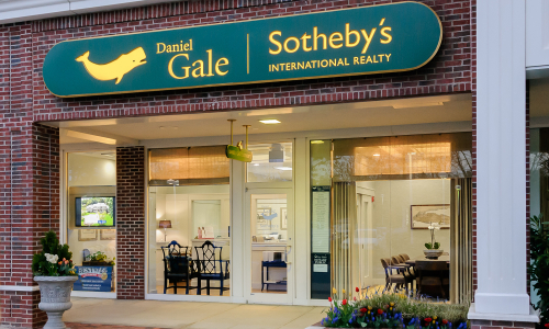 Daniel Gale Sotheby's International Realty - Syosset/Muttontown